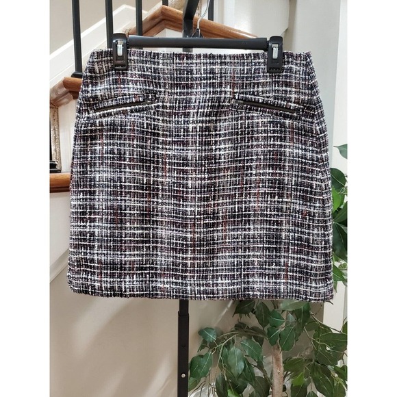Loft Women's Black & White 100% Polyester Front Pockets Straight Skirt Size 8P - Picture 9 of 9